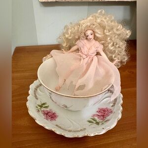 VINTAGE, TEACUP FAIRY. PORCELAIN DOLL, DRESSED IN PINK. MADE IN GERMANY.